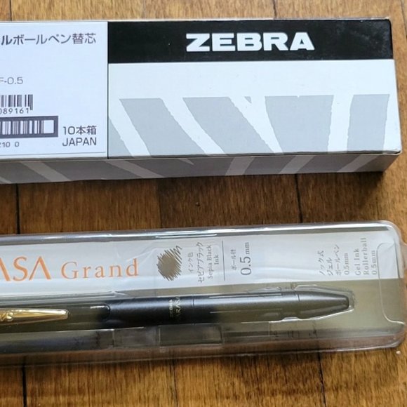 Zebra Sarasa Grand Gel Pen - 0.5 mm + 10 refills - Picture 2 of 2
